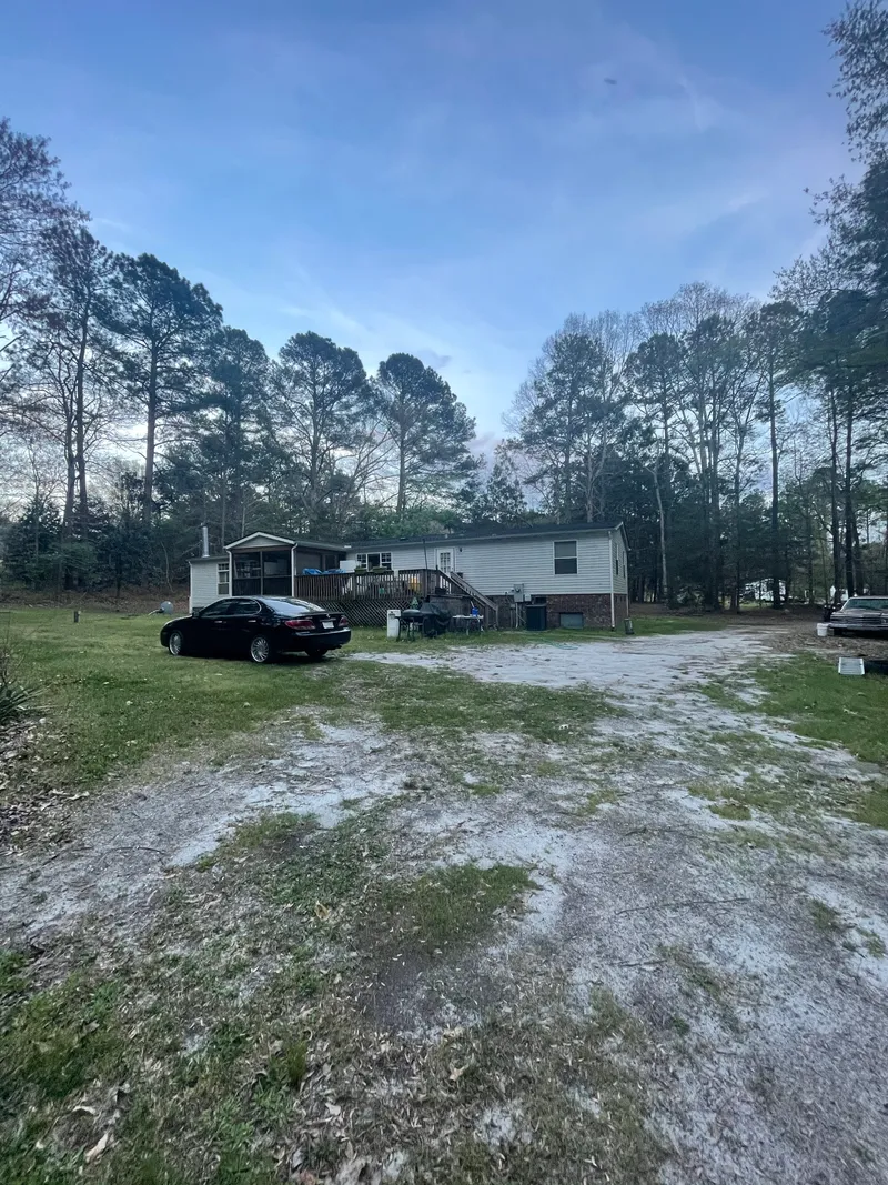 Sandy Knoll Ln - before